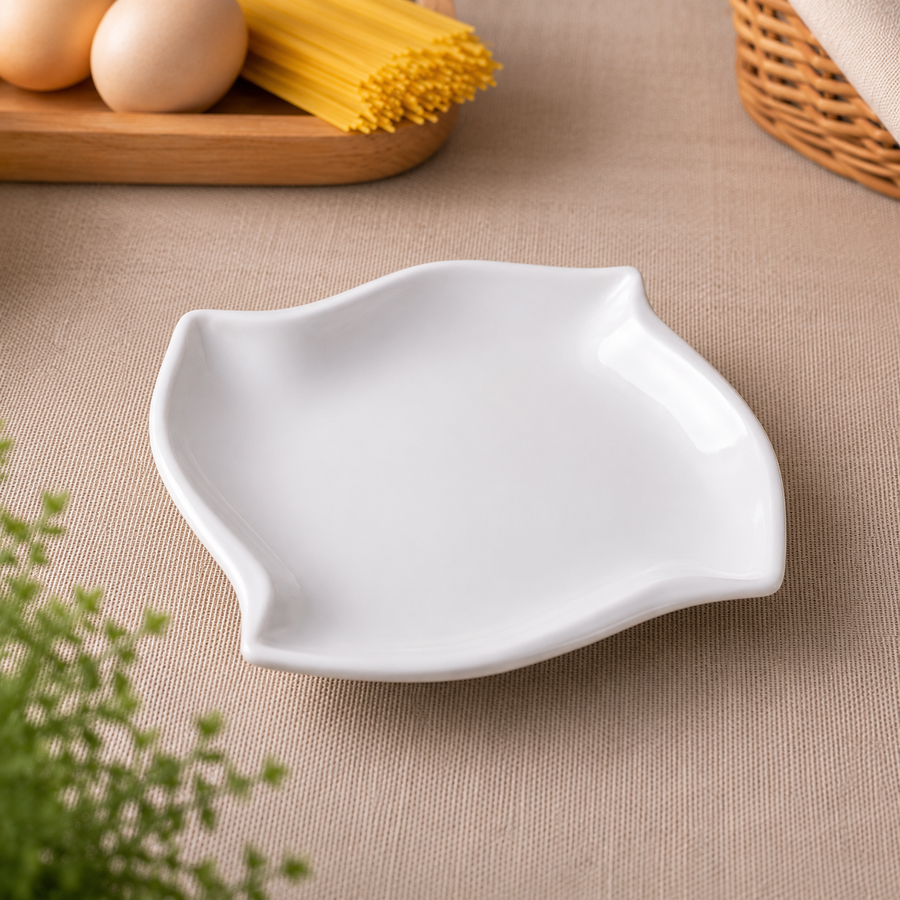 SQUARE-SHAPED PLATE